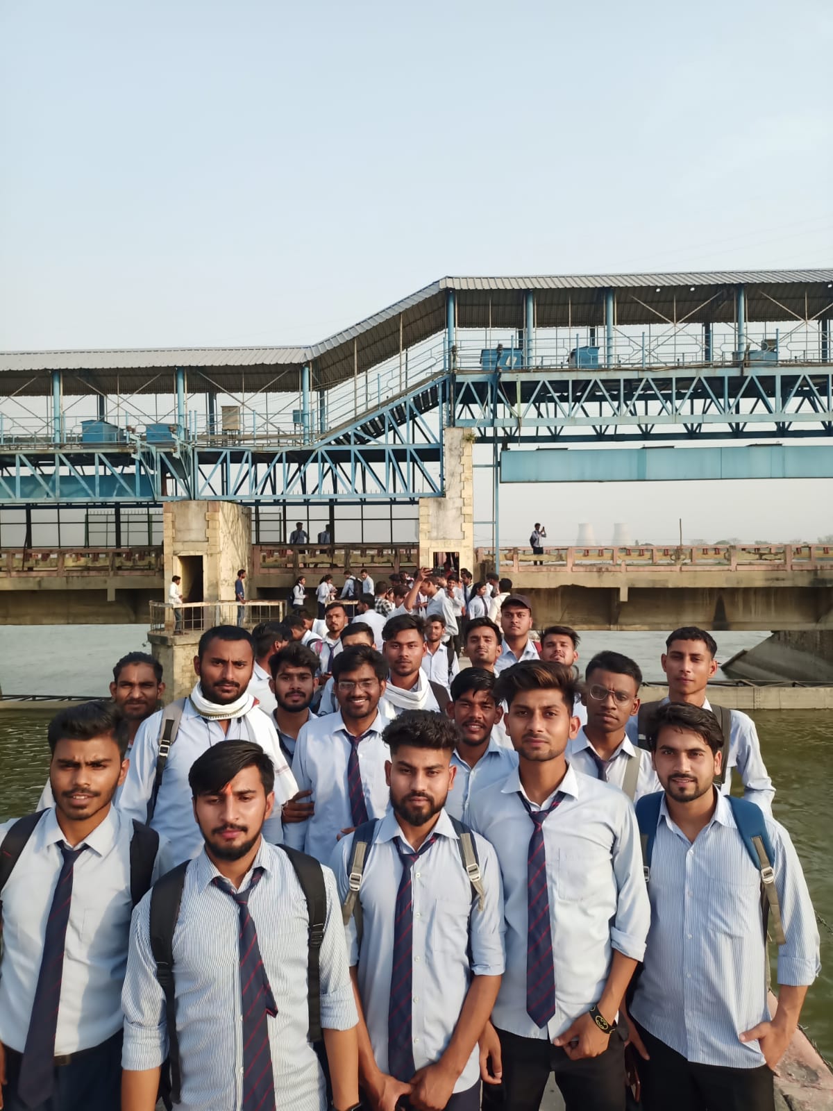 Students visiting Ganga Barrage